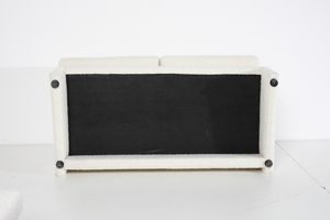 MANIFATTURA ITALIANA : Divano a tre posti e due divani a due posti  - Asta Asta 443 | DESIGN E ARTI DECORATIVE DEL NOVECENTO Online - Associazione Nazionale - Case d'Asta italiane