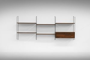 STRINNING NISSE (1917 - 2006) : Libreria modulare mod. The Ladder Shelf, Svezia  - Asta Asta 443 | DESIGN E ARTI DECORATIVE DEL NOVECENTO Online - Associazione Nazionale - Case d'Asta italiane