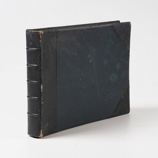 Raccolta di fotografie all'albumina Album con vedute di Genova, Pisa, Siena, Firenze, Torino, e dintorni  - Asta Libri antichi e rari, Stampe, Vedute e Mappe - Associazione Nazionale - Case d'Asta italiane