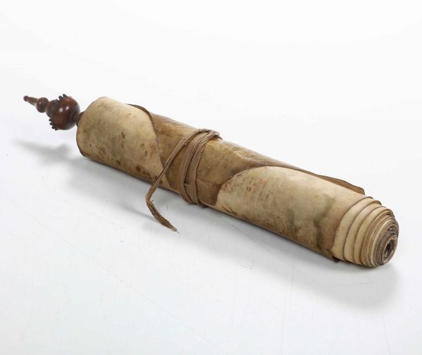 Ebraismo-rotolo manoscritto e decorato Meghilat Ester. Probabilmente Iraq, fine secolo XVIII- inizi secolo XIX  - Asta Libri antichi e rari, Stampe, Vedute e Mappe - Associazione Nazionale - Case d'Asta italiane