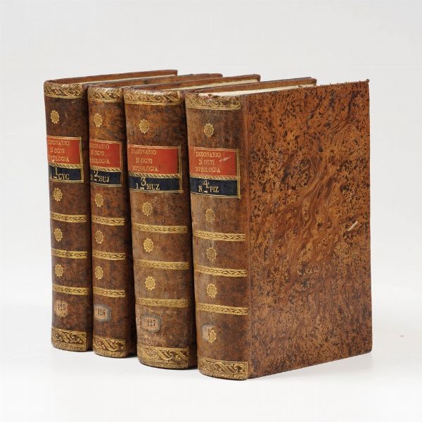 Pozzoli Girolamo - Romani Felice - Peracchi Antonio Dizionario d'ogni mitologia e antichit...Milano, presso Batelli e Fanfani 1809 - 1825. Sei tomi. Si aggiungono nel lotto Pozzoli Girolamo - Romani Felice - Peracchi Antonio Gran Dizionario della Mitologia di tutti i popoli contenente la favola,  o mitologia greca, latina, chinese, maomettana, rabbinica, slava, scandinava, africana, americana, araba, iconologica, cabalistica..nuova edizione, Tomo settimo e ottavo, Milano, tipografia e libreria Pirrotta, 1853.  - Asta Libri antichi e rari, Stampe, Vedute e Mappe - Associazione Nazionale - Case d'Asta italiane