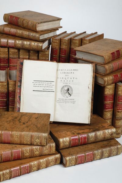 Raccolta di classici italiani delle letteratura Parnaso italiano. Venezia, presso Antonio Zatta e figli, 1784-1790, 51 volumi  - Asta Libri antichi e rari, Stampe, Vedute e Mappe - Associazione Nazionale - Case d'Asta italiane