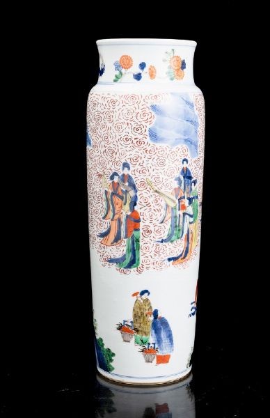 Vaso in porcellana raffigurante scene di vita comune, Cina, Dinastia Qing, XIX secolo  - Asta Arte orientale  - Associazione Nazionale - Case d'Asta italiane