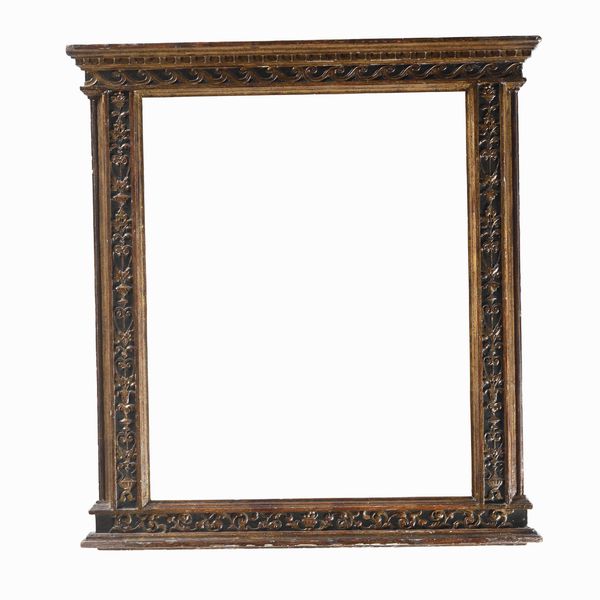 Bella cornice Veneziana in stile del 700, finemente intagliata e dorata  - Asta Cornici Antiche - Associazione Nazionale - Case d'Asta italiane