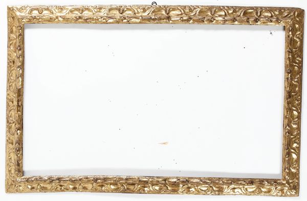 Cornice in legno intagliato e dorato. Italia settentrionale XVII secolo  - Asta Cornici Antiche - Associazione Nazionale - Case d'Asta italiane