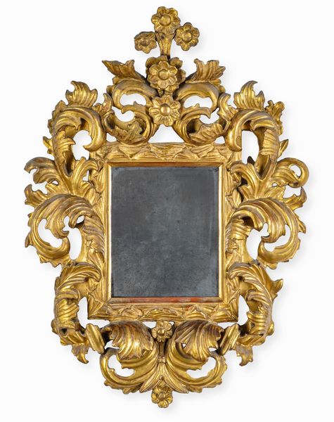 Specchiera in legno intagliato, traforato e dorato. XVIII secolo  - Asta Cornici Antiche - Associazione Nazionale - Case d'Asta italiane
