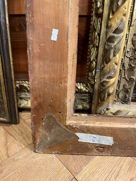 Cornice modanata in legno ebanizzato e dorato, Umbria XVII secolo  - Asta Cornici Antiche - Associazione Nazionale - Case d'Asta italiane