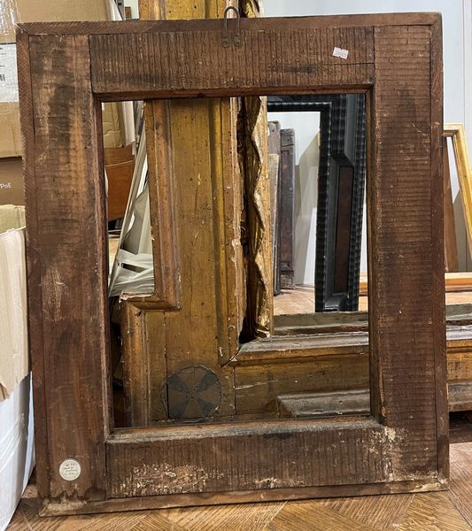 Cornice guilloch in legno intagliato, ebanizzato con riserve a finta tartaruga. XIX secolo  - Asta Cornici Antiche - Associazione Nazionale - Case d'Asta italiane