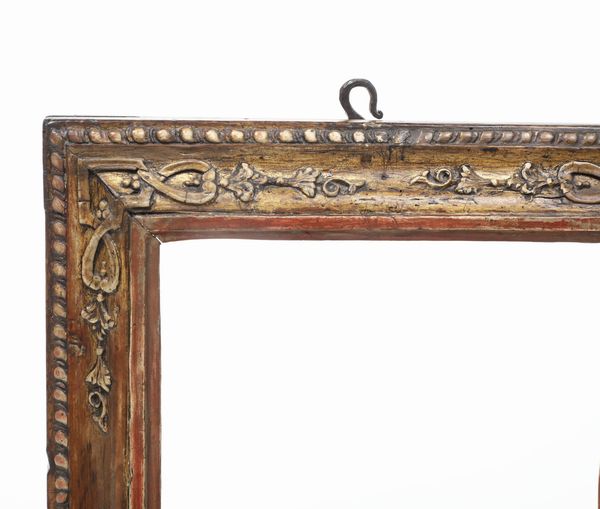 Cornice in legno intagliato e dorato. Centro Italia XVII-XVIII secolo  - Asta Cornici Antiche - Associazione Nazionale - Case d'Asta italiane