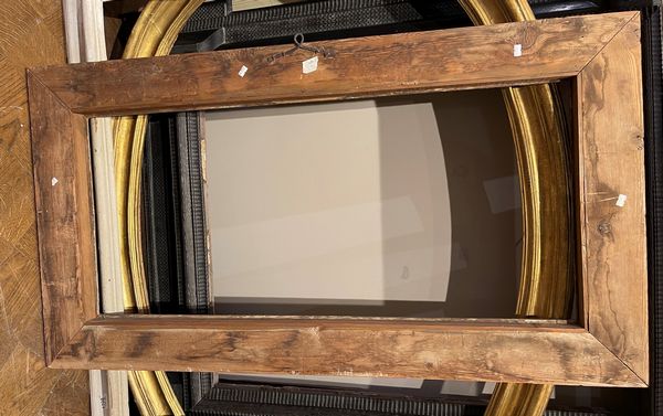 Lotto composto da tre cornici diversa per epoca, dimensione e fattura  - Asta Cornici Antiche - Associazione Nazionale - Case d'Asta italiane