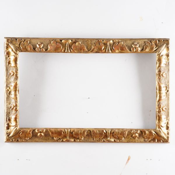 Cornice in legno intagliato e dorato. Emilia XVIII secolo  - Asta Cornici Antiche - Associazione Nazionale - Case d'Asta italiane