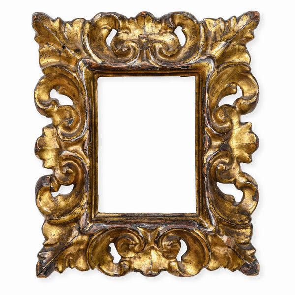 Cornice in legno intagliato e dorato. Toscana, XVII secolo  - Asta Cornici Antiche - Associazione Nazionale - Case d'Asta italiane