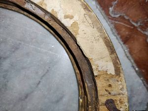 Coppia di cornici ovali in legno laccato e dorato. Italia centrale, XVIII secolo  - Asta Cornici Antiche - Associazione Nazionale - Case d'Asta italiane