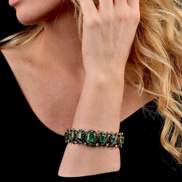 BRACCIALE CON SMERALDI E DIAMANTI  - Asta GIOIELLI - Associazione Nazionale - Case d'Asta italiane