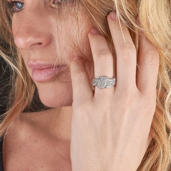 ANELLO A FASCIA CON DIAMANTI  - Asta GIOIELLI - Associazione Nazionale - Case d'Asta italiane