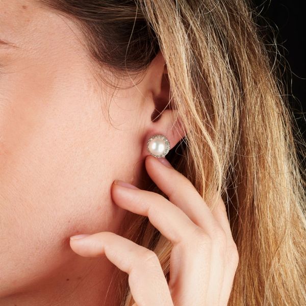 PAIO DI ORECCHINI CON PERLE E DIAMANTI  - Asta GIOIELLI - Associazione Nazionale - Case d'Asta italiane
