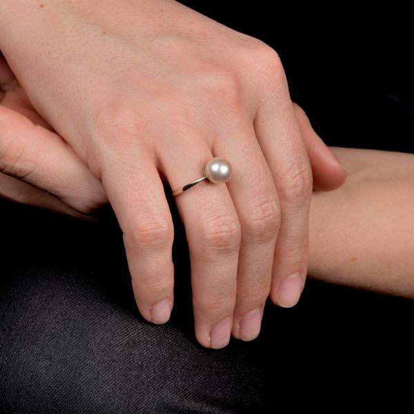 ANELLO CON PERLA  - Asta GIOIELLI - Associazione Nazionale - Case d'Asta italiane