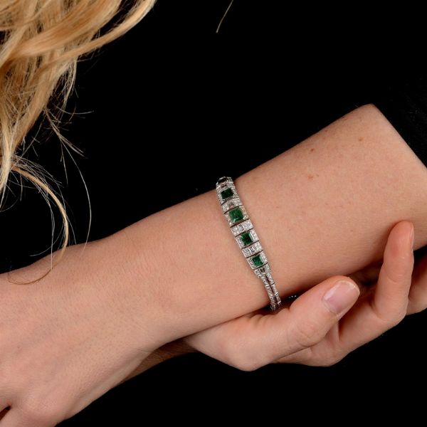 BRACCIALE CON SMERALDI E DIAMANTI  - Asta GIOIELLI - Associazione Nazionale - Case d'Asta italiane