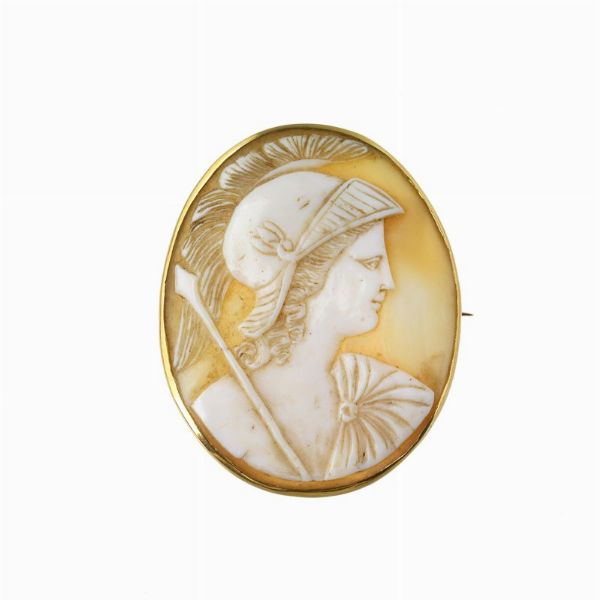 GRANDE SPILLA CON CAMMEO  - Asta GIOIELLI - Associazione Nazionale - Case d'Asta italiane