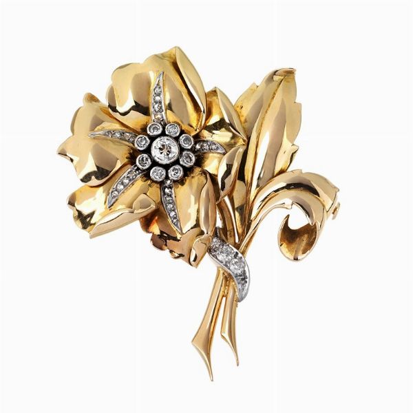 SPILLA A FORMA DI FIORE CON DIAMANTI  - Asta GIOIELLI - Associazione Nazionale - Case d'Asta italiane