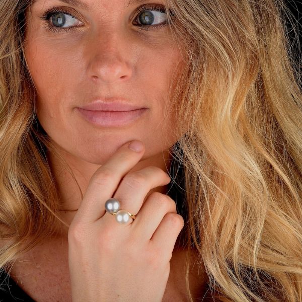 ANELLO CONTRARIE CON PERLE  - Asta GIOIELLI - Associazione Nazionale - Case d'Asta italiane