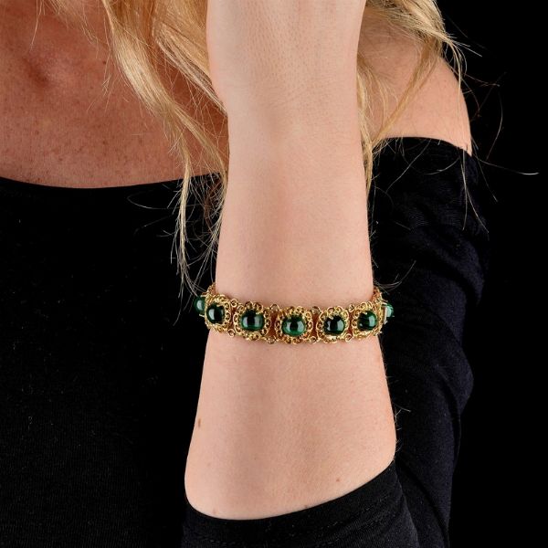 BRACCIALE CON SEMISFERE IN MALACHITE  - Asta GIOIELLI - Associazione Nazionale - Case d'Asta italiane