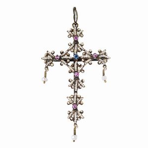 GERARDO SACCO PENDENTE A FORMA DI CROCE CON SPILLA  - Asta GIOIELLI - Associazione Nazionale - Case d'Asta italiane