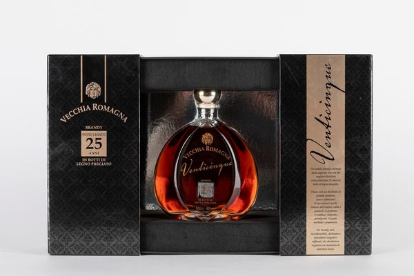 Vecchia Romagna Venticinque 25 Anni  - Asta Vini e Distillati - Associazione Nazionale - Case d'Asta italiane