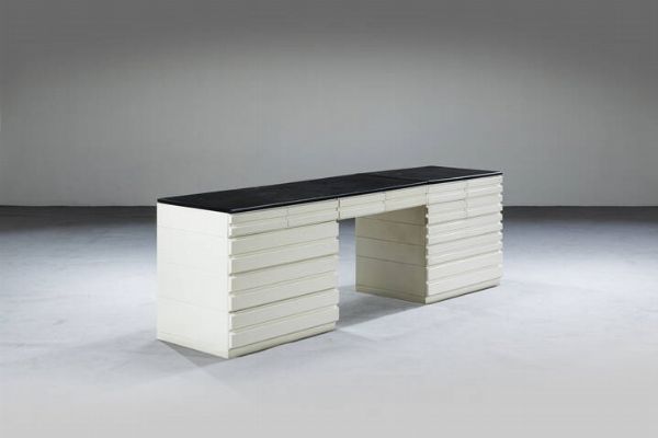 VICO MAGISTRETTI : Cassettiera  - Asta Design - Associazione Nazionale - Case d'Asta italiane