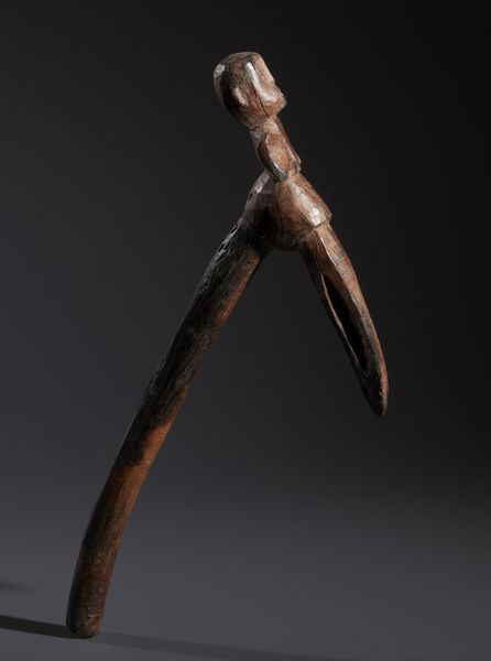 Mossi - Burkina Faso : Nello stile di Bastone-Insegna di  comando con personaggio antropomorfo e becco d'uccello in legno duro a patina marrone  - Asta Asta 444 | AFRICA, OCEANIA E AMERICHE - ARTIGIANATO AFRICANO: VARI COMMITTENTI E SELEZIONE DALLA COLLEZIONE BARTOLOMUCCI Online - Associazione Nazionale - Case d'Asta italiane