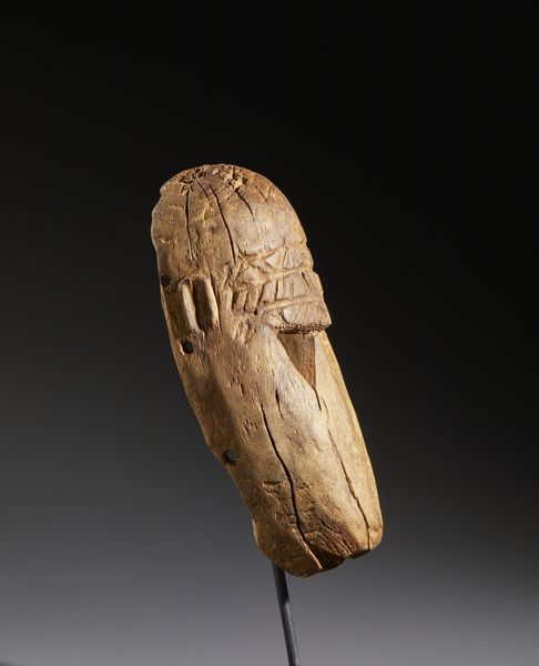 Dogon - Mali : Nello stile Maschera stilizzata in legno duro a patina naturale  - Asta Asta 444 | AFRICA, OCEANIA E AMERICHE - ARTIGIANATO AFRICANO: VARI COMMITTENTI E SELEZIONE DALLA COLLEZIONE BARTOLOMUCCI Online - Associazione Nazionale - Case d'Asta italiane