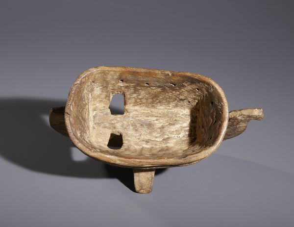 Mossi - Burkina Faso : Nello stile di Maschera stilizzata in legno duro a patina chiara  - Asta Asta 444 | AFRICA, OCEANIA E AMERICHE - ARTIGIANATO AFRICANO: VARI COMMITTENTI E SELEZIONE DALLA COLLEZIONE BARTOLOMUCCI Online - Associazione Nazionale - Case d'Asta italiane