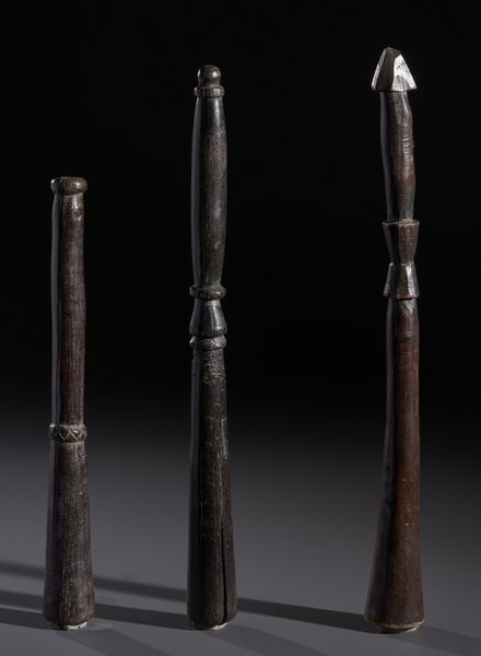 AUTORI VARI : Lotto composto da 3 pestelli da mortaio in legno duro di differente qualita, epoca, dimensione e zona di  provenienza  - Asta Asta 444 | AFRICA, OCEANIA E AMERICHE - ARTIGIANATO AFRICANO: VARI COMMITTENTI E SELEZIONE DALLA COLLEZIONE BARTOLOMUCCI Online - Associazione Nazionale - Case d'Asta italiane