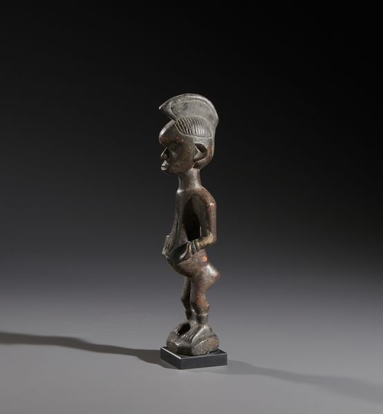 Igbo - Nigeria : Nello stile di Scultura antropomorfa in  legno e pigmenti  - Asta Asta 444 | AFRICA, OCEANIA E AMERICHE - ARTIGIANATO AFRICANO: VARI COMMITTENTI E SELEZIONE DALLA COLLEZIONE BARTOLOMUCCI Online - Associazione Nazionale - Case d'Asta italiane