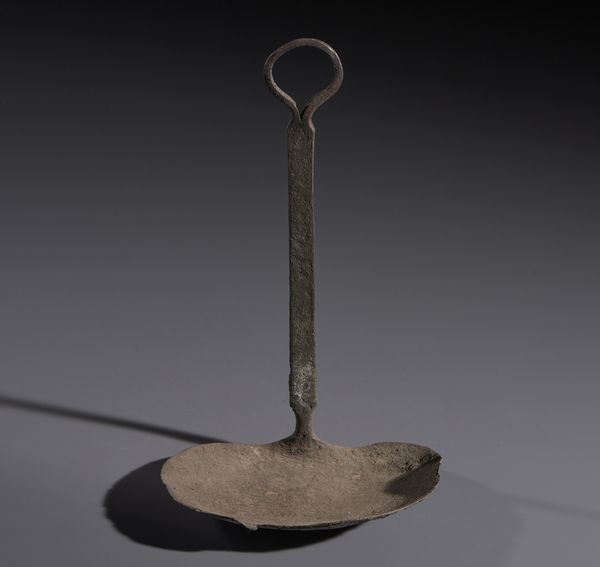 Tuareg - Sahara : Nello stile di Lampada in ferro per illuminazione ad olio  - Asta Asta 444 | AFRICA, OCEANIA E AMERICHE - ARTIGIANATO AFRICANO: VARI COMMITTENTI E SELEZIONE DALLA COLLEZIONE BARTOLOMUCCI Online - Associazione Nazionale - Case d'Asta italiane