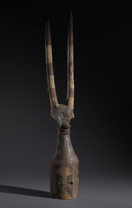 Kurumba - Burkina Faso - Nello stile di Maschera zoomorfa in legno, pigmenti e conchiglie