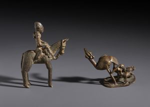Dogon - Mali : Nello stile diLotto composto da due bronzi  Un cavaliere Dogon ed una famiglia di uccelli  - Asta Asta 444 | AFRICA, OCEANIA E AMERICHE - ARTIGIANATO AFRICANO: VARI COMMITTENTI E SELEZIONE DALLA COLLEZIONE BARTOLOMUCCI Online - Associazione Nazionale - Case d'Asta italiane