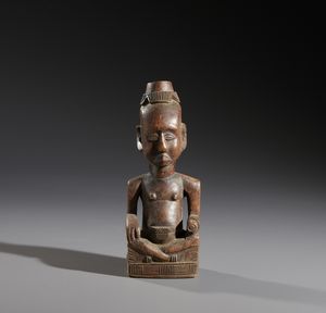 Kuba - Repubblica democratica del Congo - Nello stile di Scultura antropomorfa di Re Kuba seduto a gambe incrociate in legno duro a patina chiara