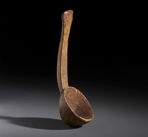 Tuareg - Sahara : Nello stile di Cucchiaio in legno duro a patina naturale con motivi geometrici incisi  - Asta Asta 444 | AFRICA, OCEANIA E AMERICHE - ARTIGIANATO AFRICANO: VARI COMMITTENTI E SELEZIONE DALLA COLLEZIONE BARTOLOMUCCI Online - Associazione Nazionale - Case d'Asta italiane