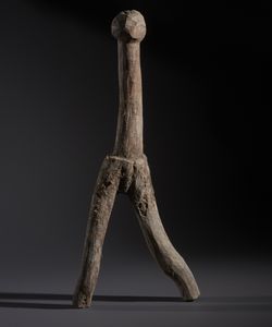 Lobi - Burkina Faso/Costa d'Avorio - Nello stile di Scultura antropomorfa estremamente stilizzata chiamata Dagariin legno duro a patina naturale e resti di offerte sacrificali