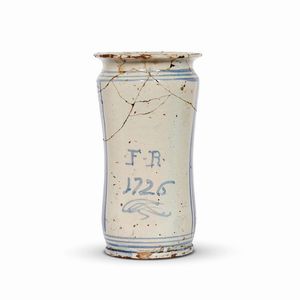 ALBARELLO, CERRETO SANNITA, 1726  - Asta UNA COLLEZIONE DI VASI DA FARMACIA IN MAIOLICA - Associazione Nazionale - Case d'Asta italiane