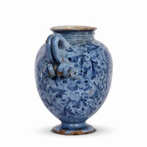 VERSATOIO, ROMA, FINE SECOLO XVI - INIZIO SECOLO XVII  - Asta UNA COLLEZIONE DI VASI DA FARMACIA IN MAIOLICA - Associazione Nazionale - Case d'Asta italiane