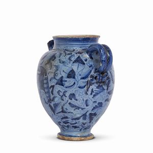 VERSATOIO, ROMA, SECOLO XVII  - Asta UNA COLLEZIONE DI VASI DA FARMACIA IN MAIOLICA - Associazione Nazionale - Case d'Asta italiane