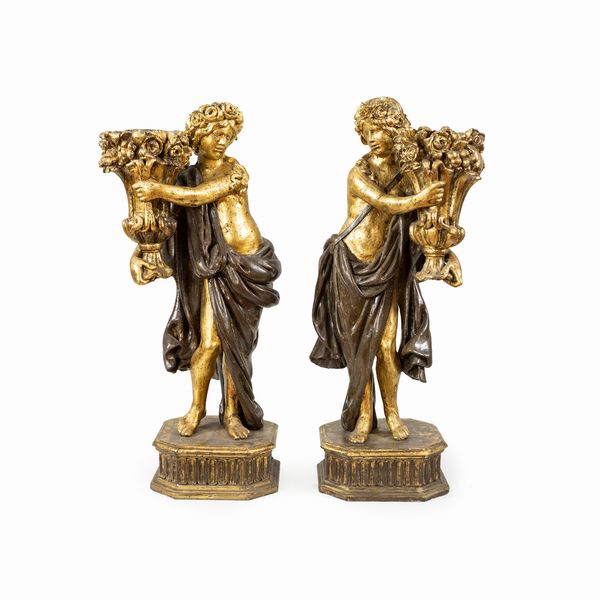 Coppia di sculture in legno dorato e laccato  - Asta Arredi, Sculture, Dipinti Antichi e del XIX Secolo - Associazione Nazionale - Case d'Asta italiane