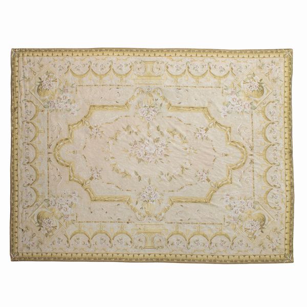 Tappeto stile Aubusson  - Asta Arredi, Sculture, Dipinti Antichi e del XIX Secolo - Associazione Nazionale - Case d'Asta italiane