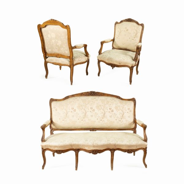 Salotto in legno e tessuto  - Asta Arredi, Sculture, Dipinti Antichi e del XIX Secolo - Associazione Nazionale - Case d'Asta italiane