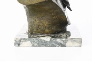 Firmato FEFER , XX secolo Busto di ragazzo  - Asta Scultura XIX-XX secolo - Associazione Nazionale - Case d'Asta italiane