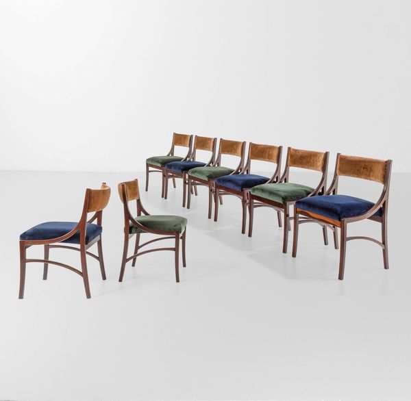 ICO PARISI : Otto sedie sedie mod. 110  - Asta Design 200 - Associazione Nazionale - Case d'Asta italiane