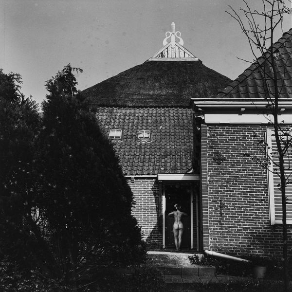 Rutger  Ten Broeke : Senza titolo (Nudo)  - Asta Fotografia: Unveiled Beauty - Associazione Nazionale - Case d'Asta italiane