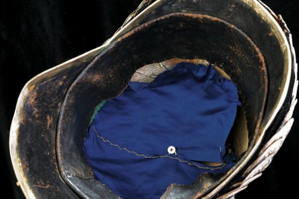 Elmo da generale umbertino convertito per il servizio sotto Vittorio Emanuele III  - Asta Rare Armi Antiche e Armature da Tutto il Mondo - Associazione Nazionale - Case d'Asta italiane